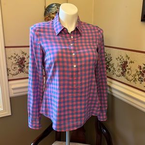 Vineyard Vines pink, blue checkered blouse with adjustable sleeves
